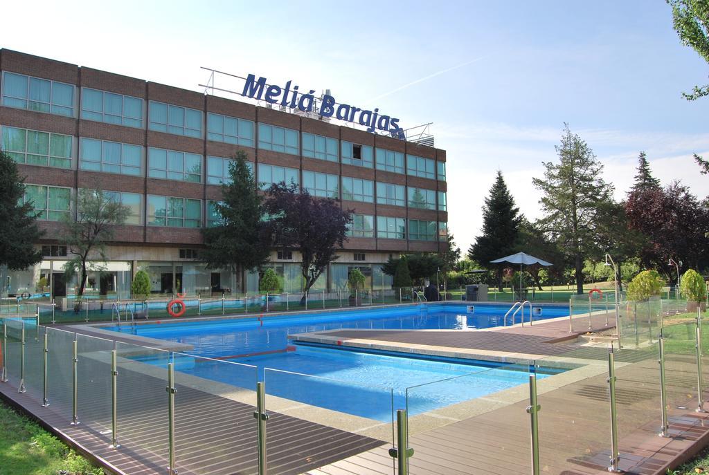 Melia Barajas Hotel มาดริด ภายนอก รูปภาพ